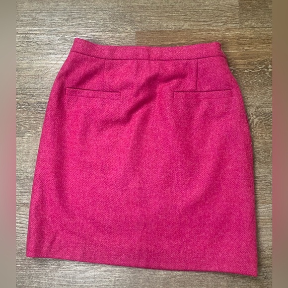 Oscar de la Renta Other - Elegant Pink Skirt